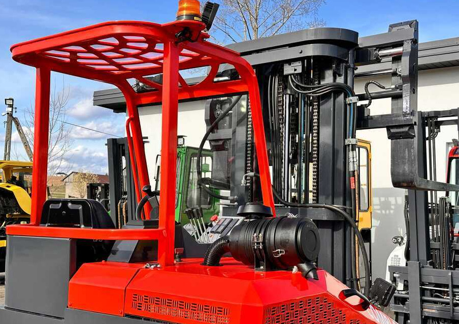 Четырехсторонний погрузчик Combilift C3000CB / LPG / TRIPLEX / 5500MM / FREE LIFT / SIDE SHIFT + FORK POSITIONER / LIKE NEW: фото 23