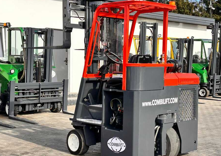 Четырехсторонний погрузчик Combilift C3000CB / LPG / TRIPLEX / 5500MM / FREE LIFT / SIDE SHIFT + FORK POSITIONER / LIKE NEW: фото 21