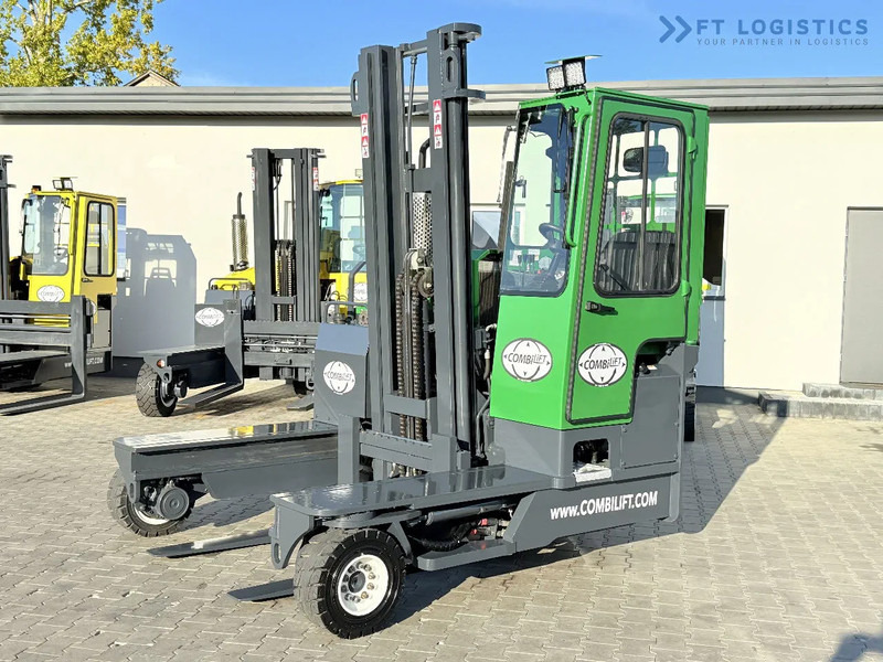 Combilift C4000 / DIESEL / DUPLEX 4100MM / FREE LIFT / SIDE SHIFT / FULL CABIN / EXCELLENT CONDITION / Wide range of four-way and side loa - Четырехсторонний погрузчик: фото 1 Combilift C4000 / DIESEL / DUPLEX 4100MM / FREE LIFT / SIDE SHIFT / FULL CABIN / EXCELLENT CONDITION / Wide range of four-way and side loa - Четырехсторонний погрузчик: фото 1