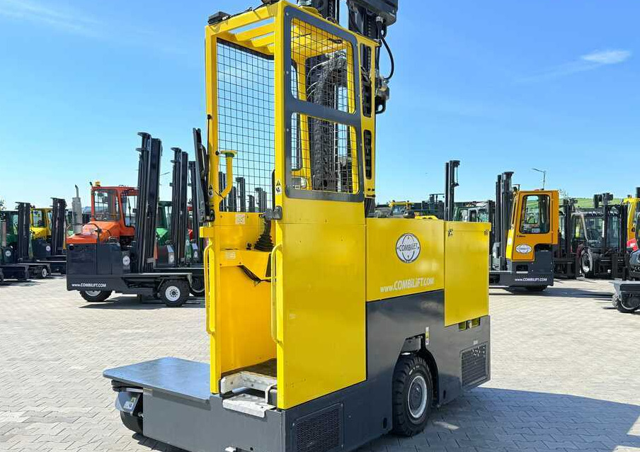 Четырехсторонний погрузчик Combilift C4000STE / TRIPLEX / 6850MM / FREE LIFT / ONLY 1,348 HOURS / FORK SIDESHIFT / EXCELLENT CONDITION: фото 11
