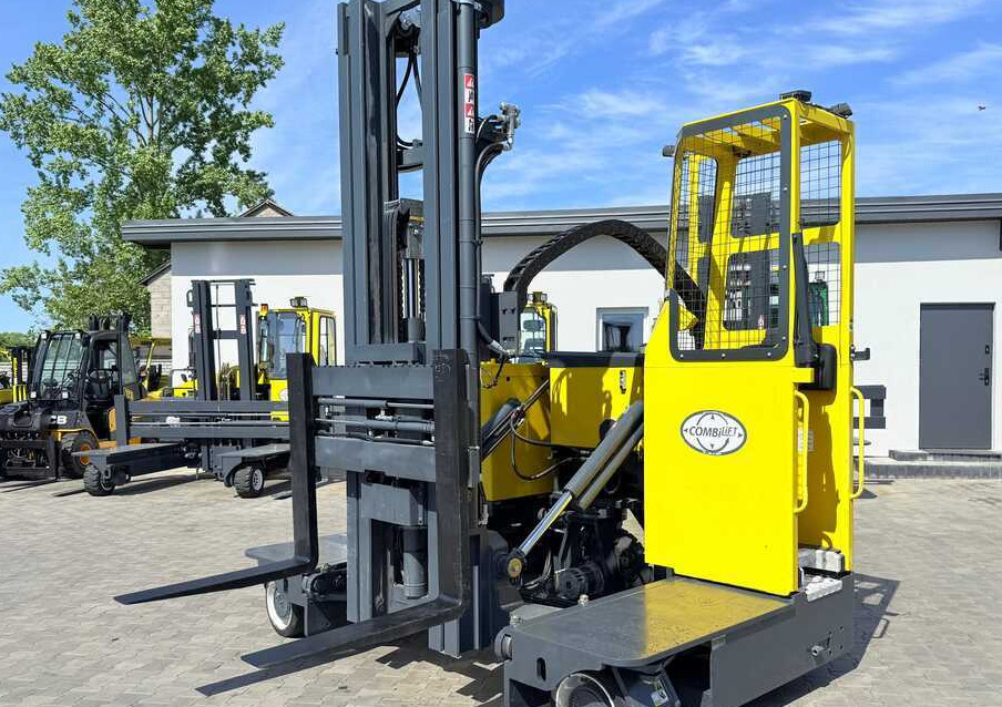 Четырехсторонний погрузчик Combilift C4000STE / TRIPLEX / 6850MM / FREE LIFT / ONLY 1,348 HOURS / FORK SIDESHIFT / EXCELLENT CONDITION: фото 50