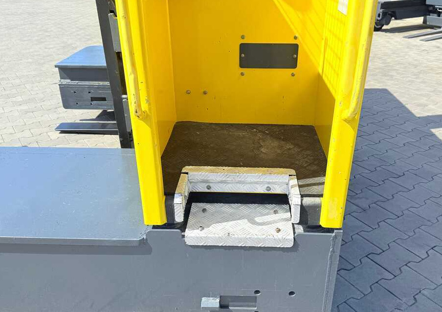Четырехсторонний погрузчик Combilift C4000STE / TRIPLEX / 6850MM / FREE LIFT / ONLY 1,348 HOURS / FORK SIDESHIFT / EXCELLENT CONDITION: фото 13