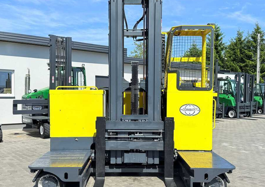 Четырехсторонний погрузчик Combilift C4000STE / TRIPLEX / 6850MM / FREE LIFT / ONLY 1,348 HOURS / FORK SIDESHIFT / EXCELLENT CONDITION: фото 7