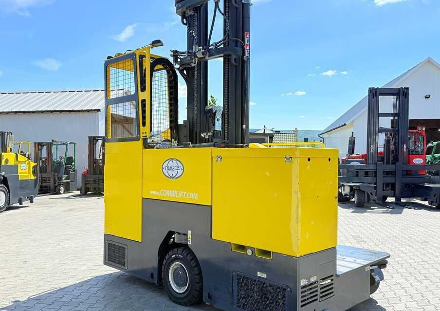 Четырехсторонний погрузчик Combilift C4000STE / TRIPLEX / 6850MM / FREE LIFT / ONLY 1,348 HOURS / FORK SIDESHIFT / EXCELLENT CONDITION: фото 10