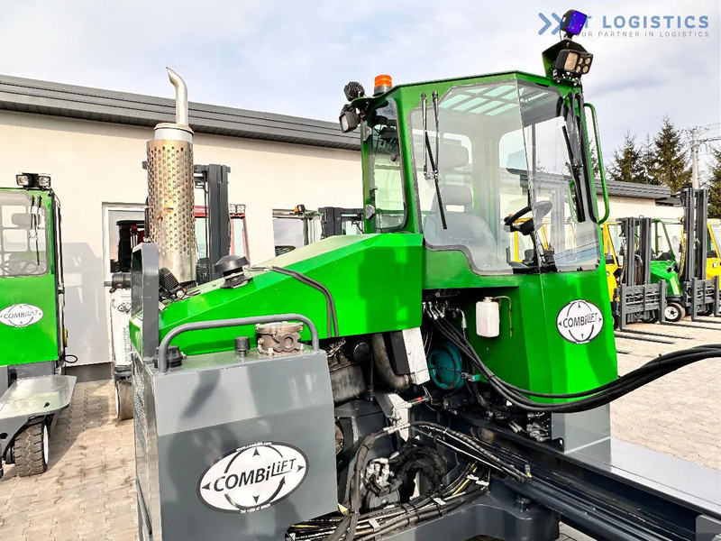 Четырехсторонний погрузчик Combilift C4500 / LPG / TRIPLEX / 5500MM / FREE LIFT / HYDRAULIC FORK SHIFT / Like New C4500 / LPG / TRIPLEX / 5500MM / FREE LIFT / HYDRAU: фото 20 Четырехсторонний погрузчик Combilift C4500 / LPG / TRIPLEX / 5500MM / FREE LIFT / HYDRAULIC FORK SHIFT / Like New C4500 / LPG / TRIPLEX / 5500MM / FREE LIFT / HYDRAU: фото 20