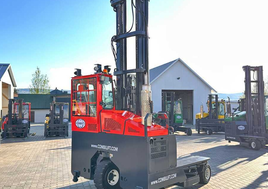 Четырехсторонний погрузчик Combilift COMBILIFT C4000 – TRIPLEX 9300 mm – Year 2017 – GAS – FREE LIFT – FORK SIDE SHIFT – CONDITION 5/5: фото 7