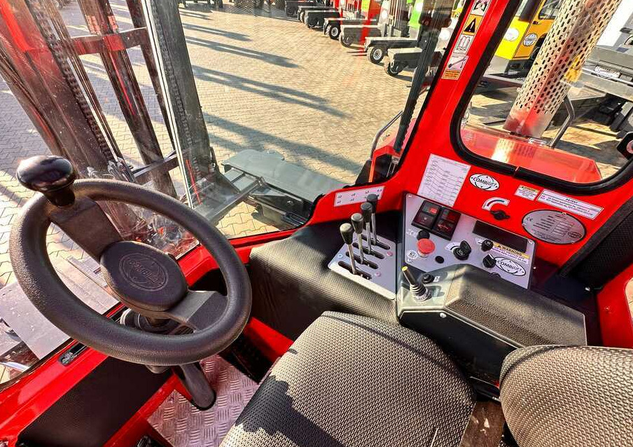 Четырехсторонний погрузчик Combilift COMBILIFT C4000 – TRIPLEX 9300 mm – Year 2017 – GAS – FREE LIFT – FORK SIDE SHIFT – CONDITION 5/5: фото 21