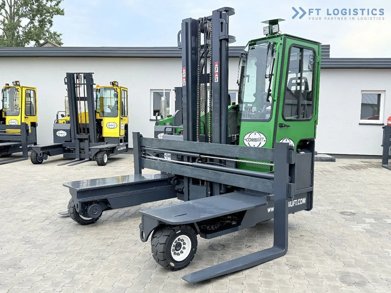 Combilift Combilift C4500 / DIESEL / DUPLEX 4000MM / WIDE FORK POSITIONER / HEATING / FULL CABIN / PERFECT CONDITION / Wide range of four- - Четырехсторонний погрузчик: фото 2 Combilift Combilift C4500 / DIESEL / DUPLEX 4000MM / WIDE FORK POSITIONER / HEATING / FULL CABIN / PERFECT CONDITION / Wide range of four- - Четырехсторонний погрузчик: фото 2