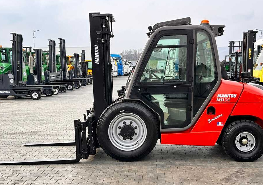 Manitou MSI30 / DIESEL / DUPLEX / 3400MM / CABIN / FORK POSITIONER / SIDE SHIFT / LIKE NEW - Внедорожный погрузчик: фото 3 Manitou MSI30 / DIESEL / DUPLEX / 3400MM / CABIN / FORK POSITIONER / SIDE SHIFT / LIKE NEW - Внедорожный погрузчик: фото 3