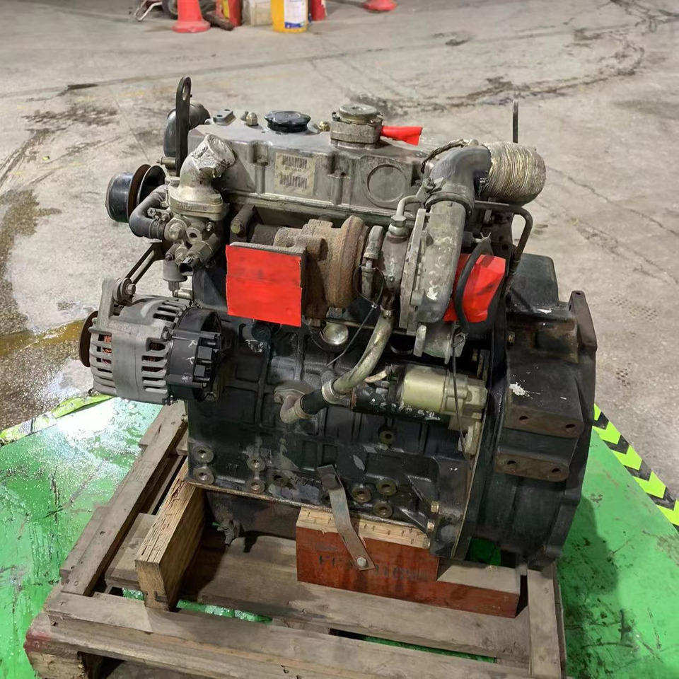 CATERPILLAR 3024C - Двигатель для Мини-погрузчиков с бортовым поворотом: фото 3 CATERPILLAR 3024C - Двигатель для Мини-погрузчиков с бортовым поворотом: фото 3