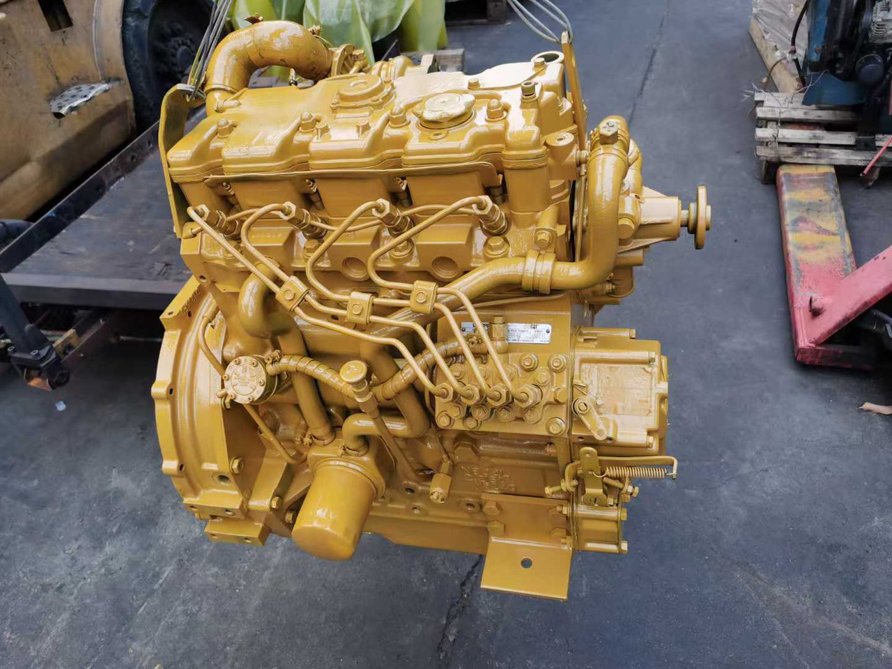 CATERPILLAR 3024C - Двигатель для Мини-погрузчиков с бортовым поворотом: фото 1 CATERPILLAR 3024C - Двигатель для Мини-погрузчиков с бортовым поворотом: фото 1