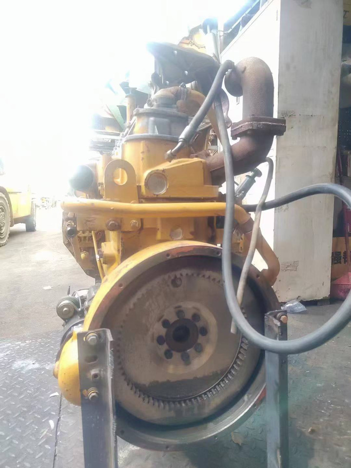 CATERPILLAR 3204 - Двигатель для Погрузчиков: фото 3 CATERPILLAR 3204 - Двигатель для Погрузчиков: фото 3