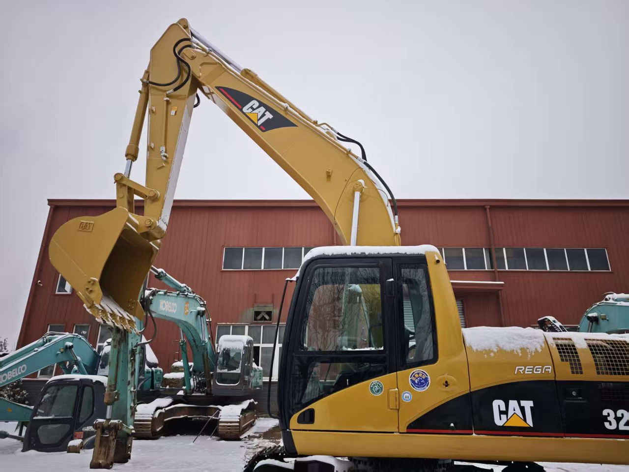 CATERPILLAR 320CL - Гусеничный экскаватор: фото 5 CATERPILLAR 320CL - Гусеничный экскаватор: фото 5