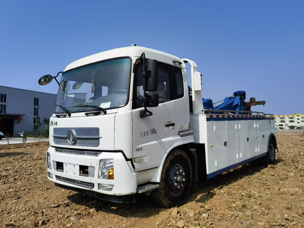 DONGFENG 4×2,12tons - Эвакуатор: фото 4 DONGFENG 4×2,12tons - Эвакуатор: фото 4