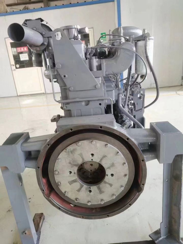 DOOSAN DE12TIS - Двигатель для Экскаваторов: фото 2 DOOSAN DE12TIS - Двигатель для Экскаваторов: фото 2