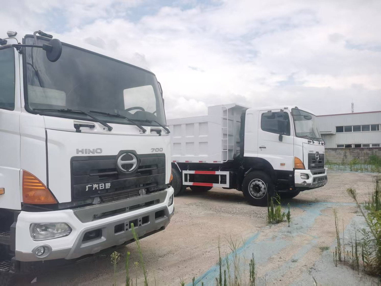 HINO 6×4,10 wheels - Самосвал: фото 2 HINO 6×4,10 wheels - Самосвал: фото 2