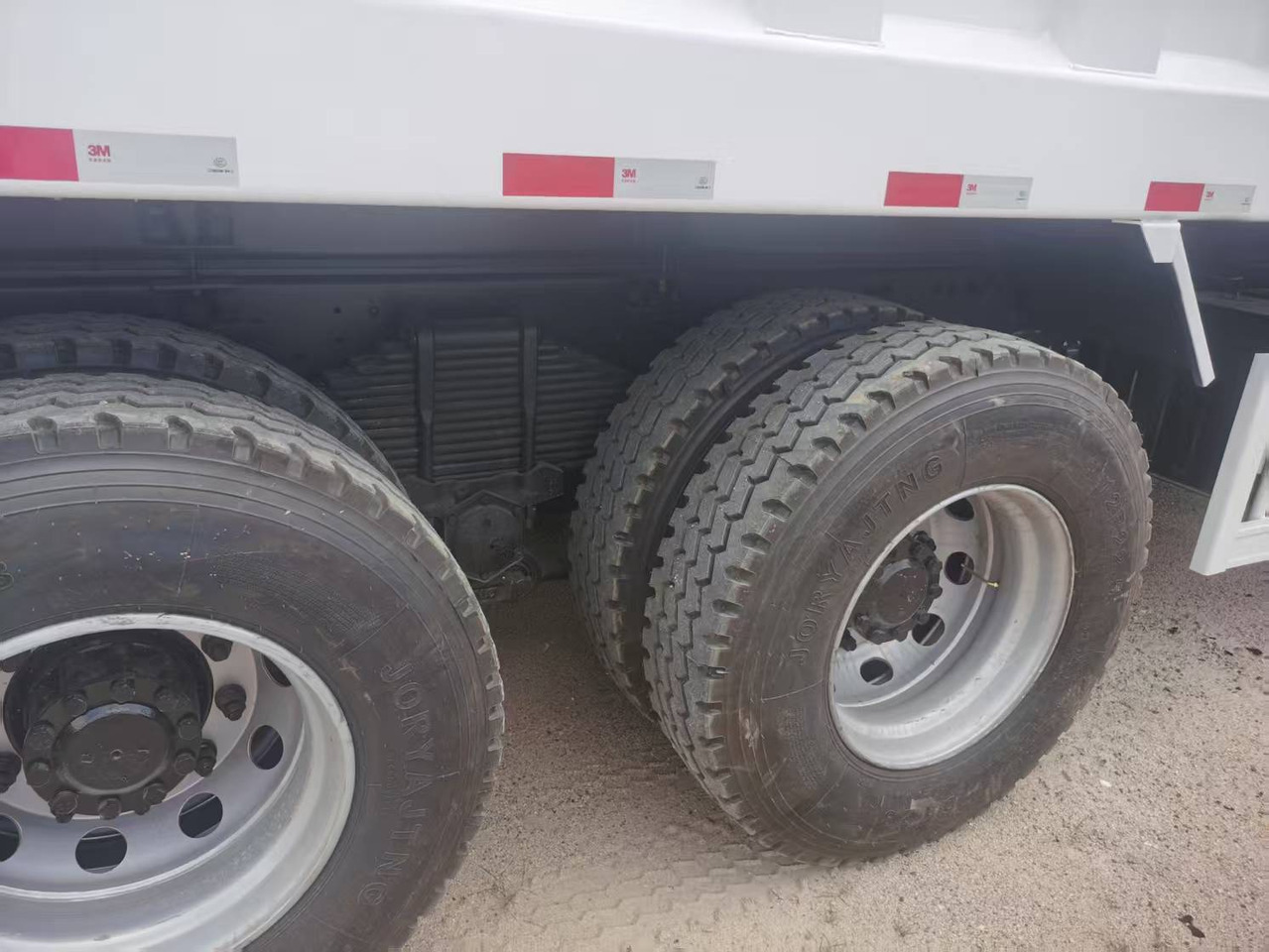 HINO 6×4,10 wheels - Самосвал: фото 5 HINO 6×4,10 wheels - Самосвал: фото 5