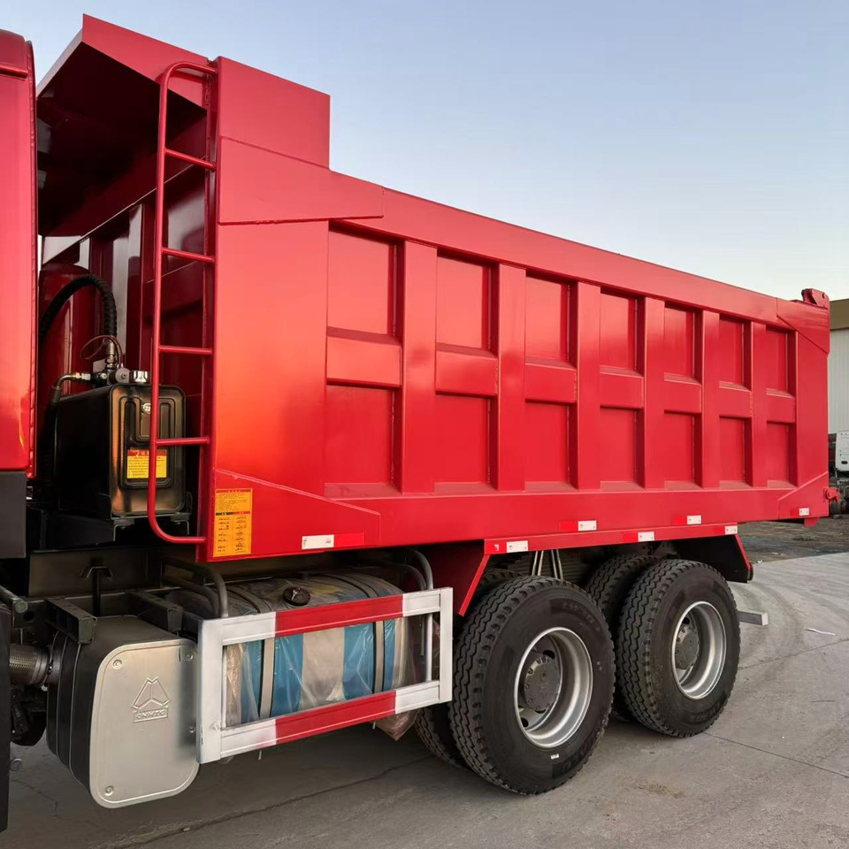 HOWO HOWO 371 6*4 dump truck - Самосвал: фото 3 HOWO HOWO 371 6*4 dump truck - Самосвал: фото 3