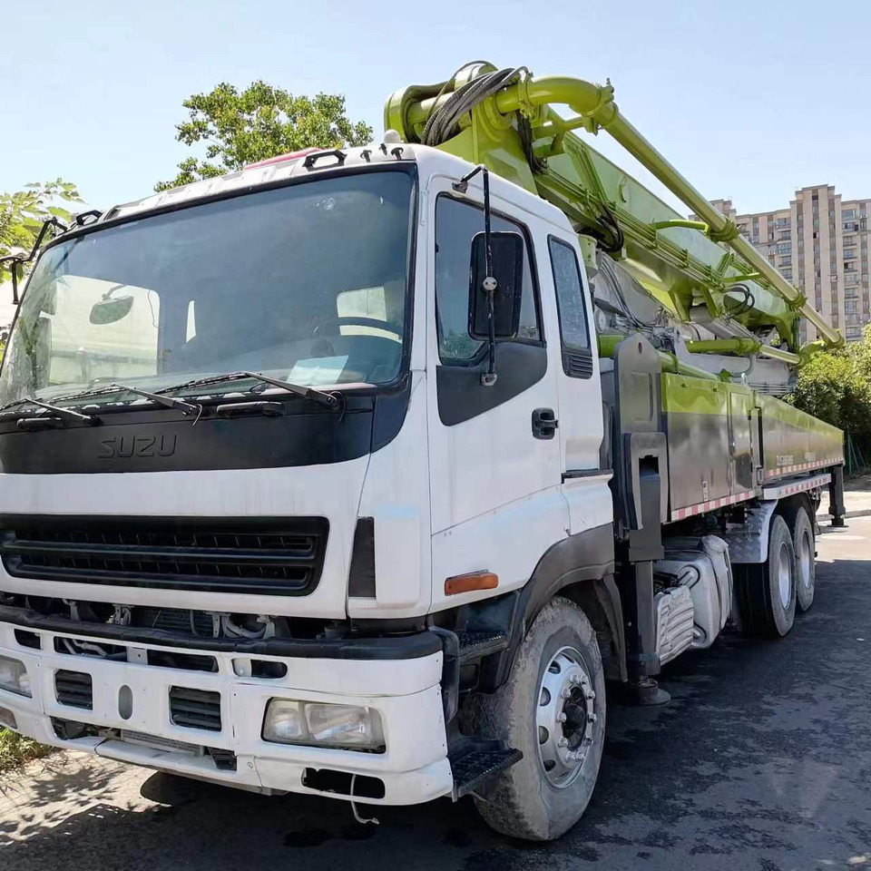 ISUZU 47 meters,6×4 - Автобетононасос-смеситель: фото 3 ISUZU 47 meters,6×4 - Автобетононасос-смеситель: фото 3