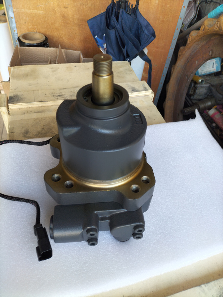 KOMATSU 708-7S-00352 - Вентилятор для Экскаваторов: фото 1 KOMATSU 708-7S-00352 - Вентилятор для Экскаваторов: фото 1