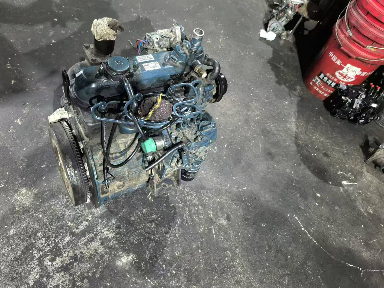 KUBOTA D902 - Двигатель для Экскаваторов: фото 1 KUBOTA D902 - Двигатель для Экскаваторов: фото 1