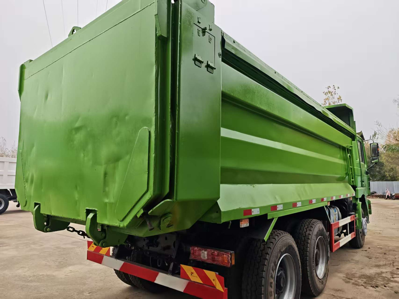 SHACMAN F3000 - Грузовик-цистерна: фото 5 SHACMAN F3000 - Грузовик-цистерна: фото 5