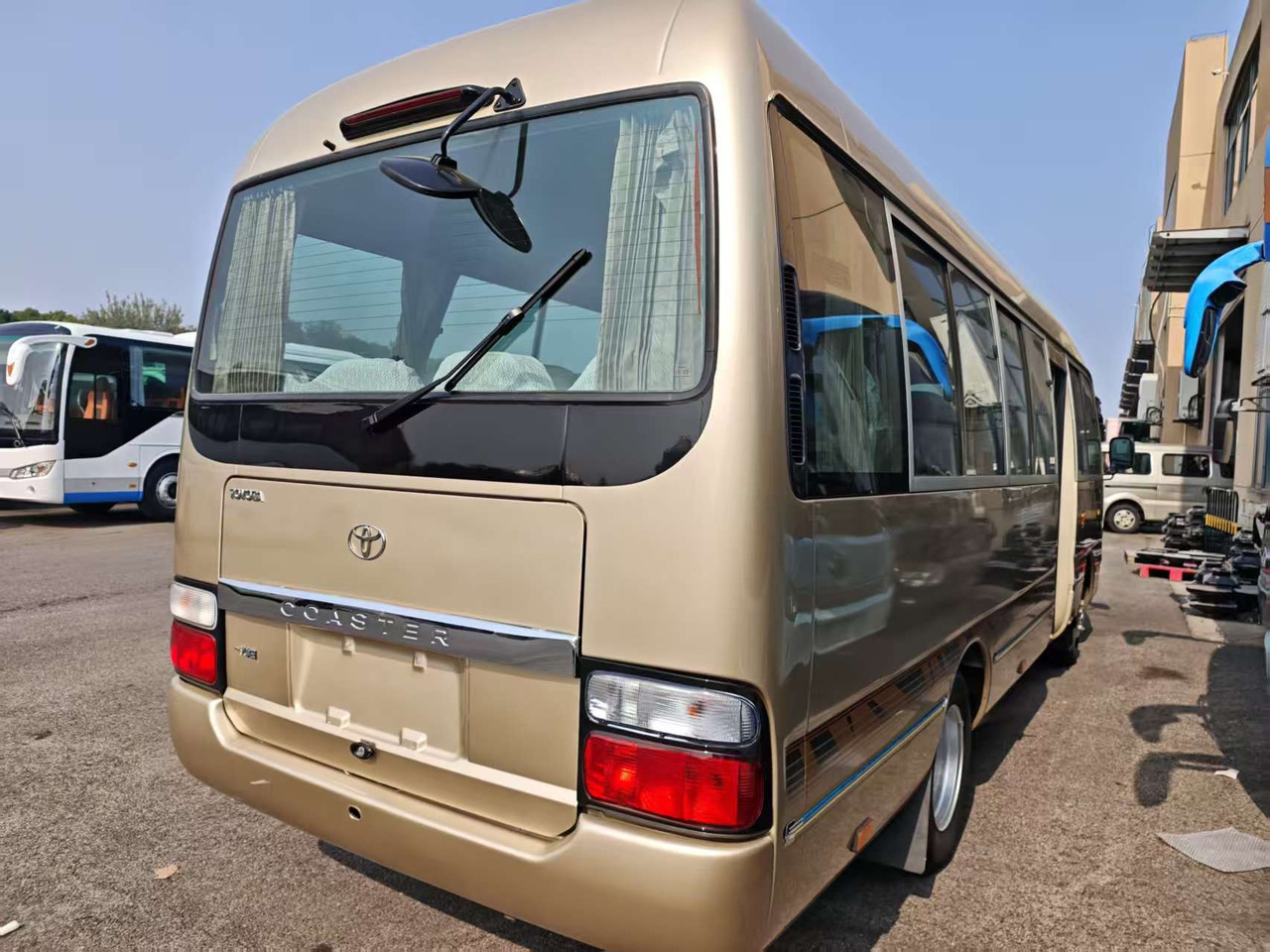 TOYOTA COASTER 23 seats - Туристический автобус: фото 2 TOYOTA COASTER 23 seats - Туристический автобус: фото 2