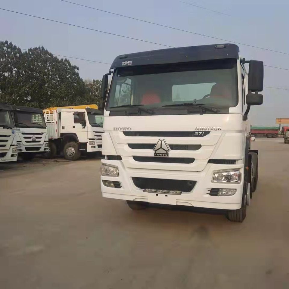 SINOTRUK HOWO 371,6×4 - Тягач: фото 1 SINOTRUK HOWO 371,6×4 - Тягач: фото 1