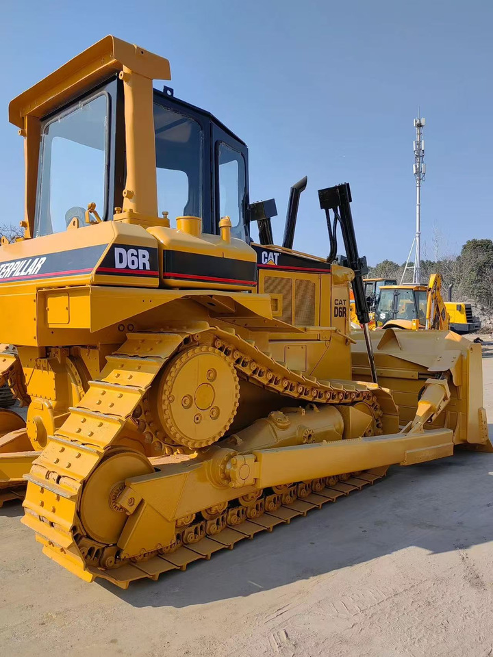 CAT Used Bulldozer D6R High Quality - Бульдозер: фото 3 CAT Used Bulldozer D6R High Quality - Бульдозер: фото 3