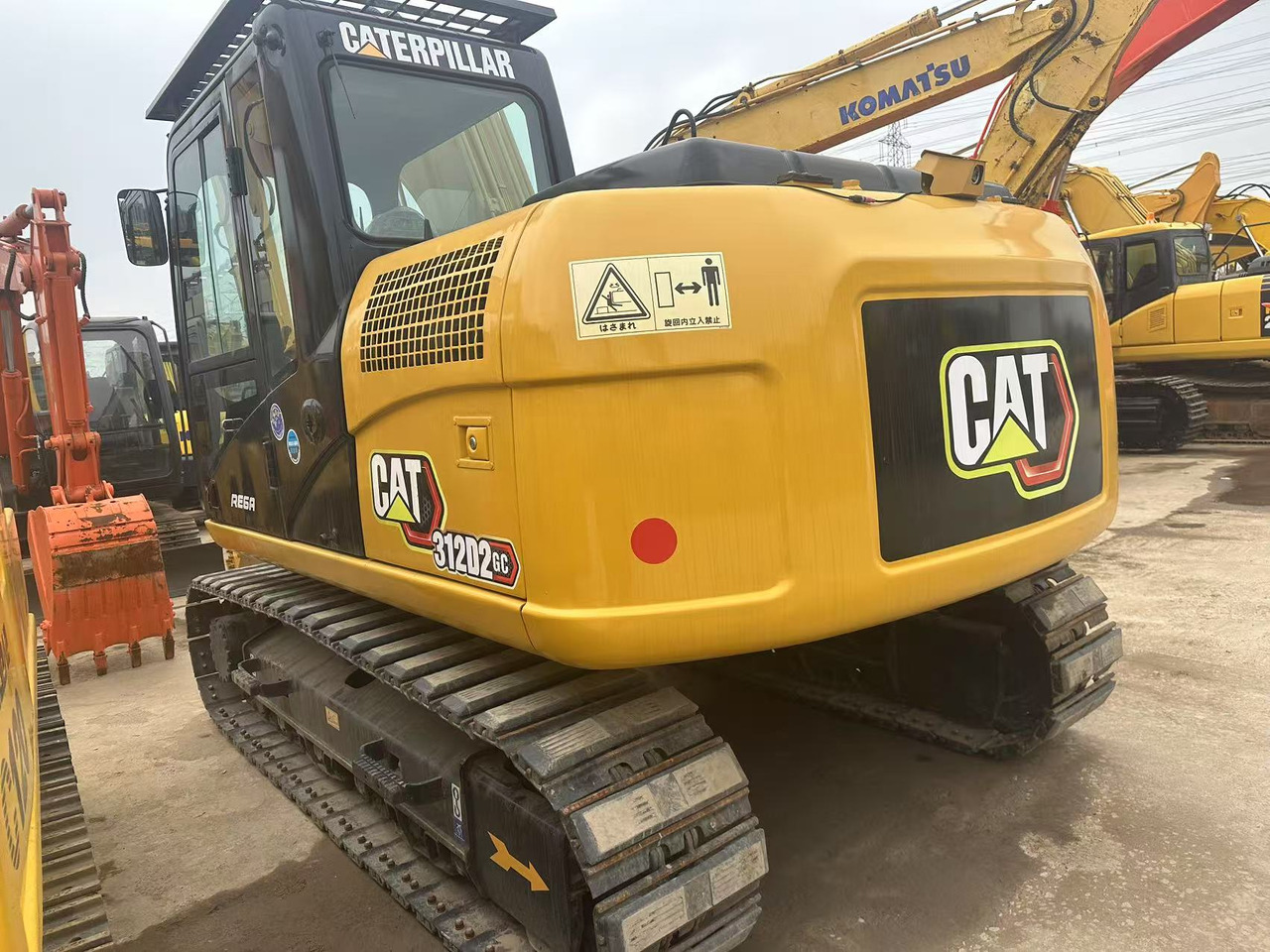 CRAWLER EXCAVATOR Used Caterpillar Cat312D2 Excavator Original Japan Heavy Machinery Caterpillar 312D2 Excavator for Sale - Гусеничный экскаватор: фото 5 CRAWLER EXCAVATOR Used Caterpillar Cat312D2 Excavator Original Japan Heavy Machinery Caterpillar 312D2 Excavator for Sale - Гусеничный экскаватор: фото 5