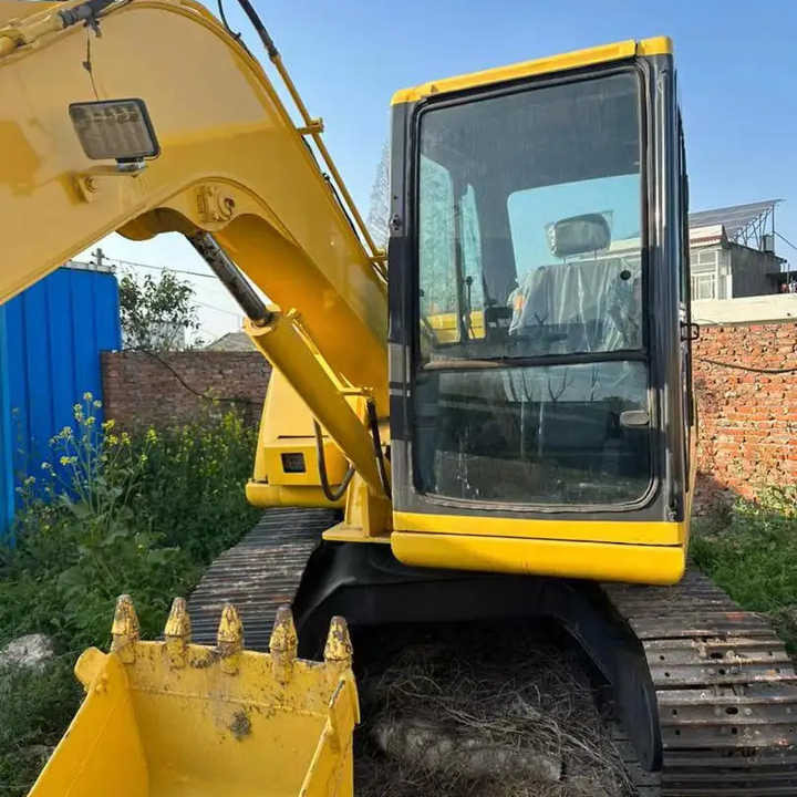 Cheap Used Komatsu PC60-7 Crawler Excavator with High Efficiency Used Heavy Machinery Komatsu P60-7 Digger Cheap for Sale - Гусеничный экскаватор: фото 2 Cheap Used Komatsu PC60-7 Crawler Excavator with High Efficiency Used Heavy Machinery Komatsu P60-7 Digger Cheap for Sale - Гусеничный экскаватор: фото 2