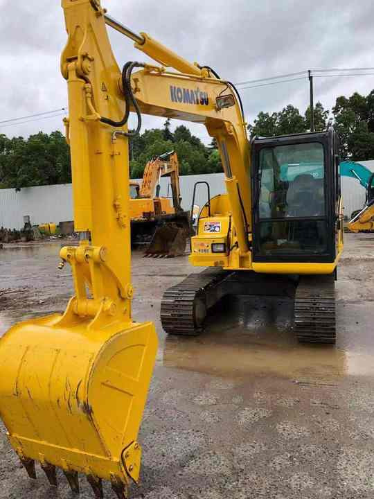 Cheap Used Komatsu PC70-8 Crawler Excavator with High Efficiency Used Heavy Machinery Komatsu PC70-8 Digger Cheap for Sale - Гусеничный экскаватор: фото 3 Cheap Used Komatsu PC70-8 Crawler Excavator with High Efficiency Used Heavy Machinery Komatsu PC70-8 Digger Cheap for Sale - Гусеничный экскаватор: фото 3