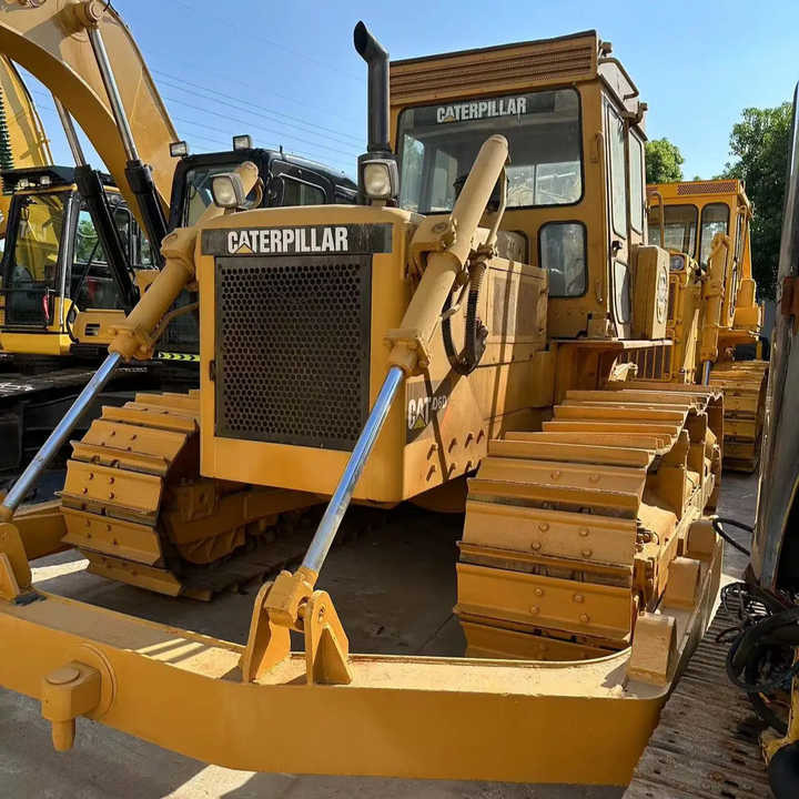 Good Condition D6D Mini Bulldozer New Crawler Bulldozer with Parts Price Bulldozers - Бульдозер: фото 3 Good Condition D6D Mini Bulldozer New Crawler Bulldozer with Parts Price Bulldozers - Бульдозер: фото 3