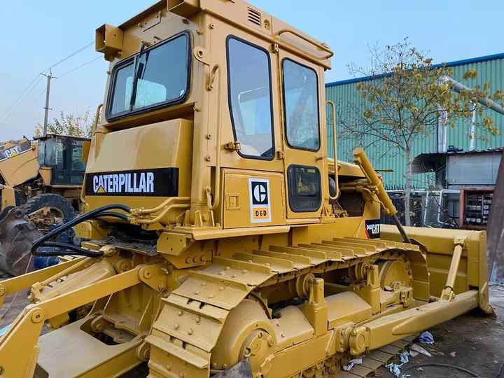 Good Condition D6D Mini Bulldozer New Crawler Bulldozer with Parts Price Bulldozers - Бульдозер: фото 4 Good Condition D6D Mini Bulldozer New Crawler Bulldozer with Parts Price Bulldozers - Бульдозер: фото 4