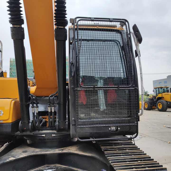 Hyundai Digger 220lc-9s Second Hand Korea Made High Performance Machine Hyundai Excavator for Sale - Гусеничный экскаватор: фото 3 Hyundai Digger 220lc-9s Second Hand Korea Made High Performance Machine Hyundai Excavator for Sale - Гусеничный экскаватор: фото 3