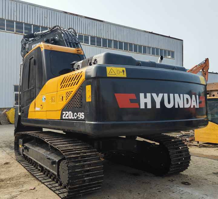 Hyundai Digger 220lc-9s Second Hand Korea Made High Performance Machine Hyundai Excavator for Sale - Гусеничный экскаватор: фото 1 Hyundai Digger 220lc-9s Second Hand Korea Made High Performance Machine Hyundai Excavator for Sale - Гусеничный экскаватор: фото 1