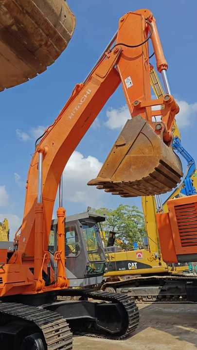 Original Japan Hitachi ZX450 Excavator Hitachi Excavator in Low Price for Hot Sale - Гусеничный экскаватор: фото 5 Original Japan Hitachi ZX450 Excavator Hitachi Excavator in Low Price for Hot Sale - Гусеничный экскаватор: фото 5