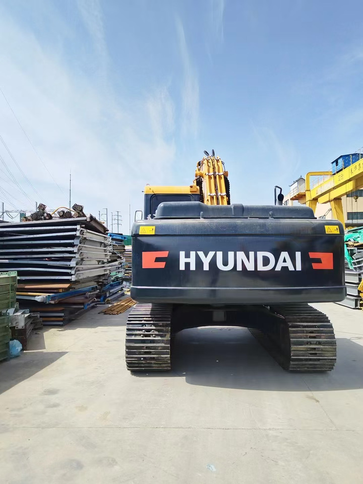 CRAWLER EXCAVATOR Hyundai Digger 220lc-9s Second Hand Korea Made High Performance Machine Hyundai Excavator for Sale - Строительная техника: фото 4 CRAWLER EXCAVATOR Hyundai Digger 220lc-9s Second Hand Korea Made High Performance Machine Hyundai Excavator for Sale - Строительная техника: фото 4