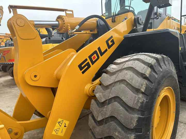 USED Loaders SDLG LG958L WHEEL LOADER in China Machines for Sale - Колёсный погрузчик: фото 2 USED Loaders SDLG LG958L WHEEL LOADER in China Machines for Sale - Колёсный погрузчик: фото 2