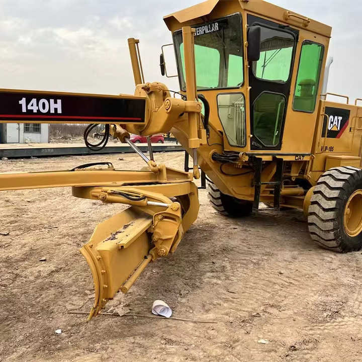 Used CAT 140H Motor Grader From Japan with Excellent Performance Caterpillar 140h in Good Condition for Sale - Экскаватор: фото 2 Used CAT 140H Motor Grader From Japan with Excellent Performance Caterpillar 140h in Good Condition for Sale - Экскаватор: фото 2