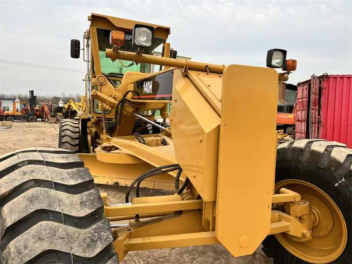 Used CAT 140H Motor Grader From Japan with Excellent Performance Caterpillar 140h in Good Condition for Sale - Экскаватор: фото 5 Used CAT 140H Motor Grader From Japan with Excellent Performance Caterpillar 140h in Good Condition for Sale - Экскаватор: фото 5