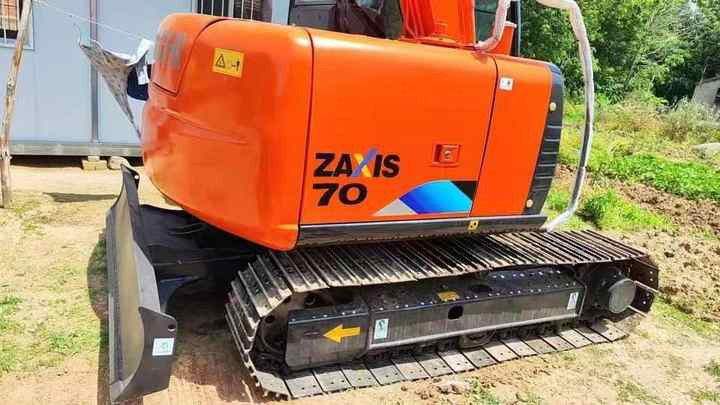 Used Hitachi Excavator ZX70 7ton Japan Import Second Hand Small Crawler ZX70 Excavator for Sale - Гусеничный экскаватор: фото 4 Used Hitachi Excavator ZX70 7ton Japan Import Second Hand Small Crawler ZX70 Excavator for Sale - Гусеничный экскаватор: фото 4