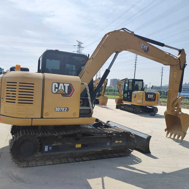 Used Mini Cat 307E2 Excavator with Good Condition for Sale - Экскаватор: фото 2 Used Mini Cat 307E2 Excavator with Good Condition for Sale - Экскаватор: фото 2