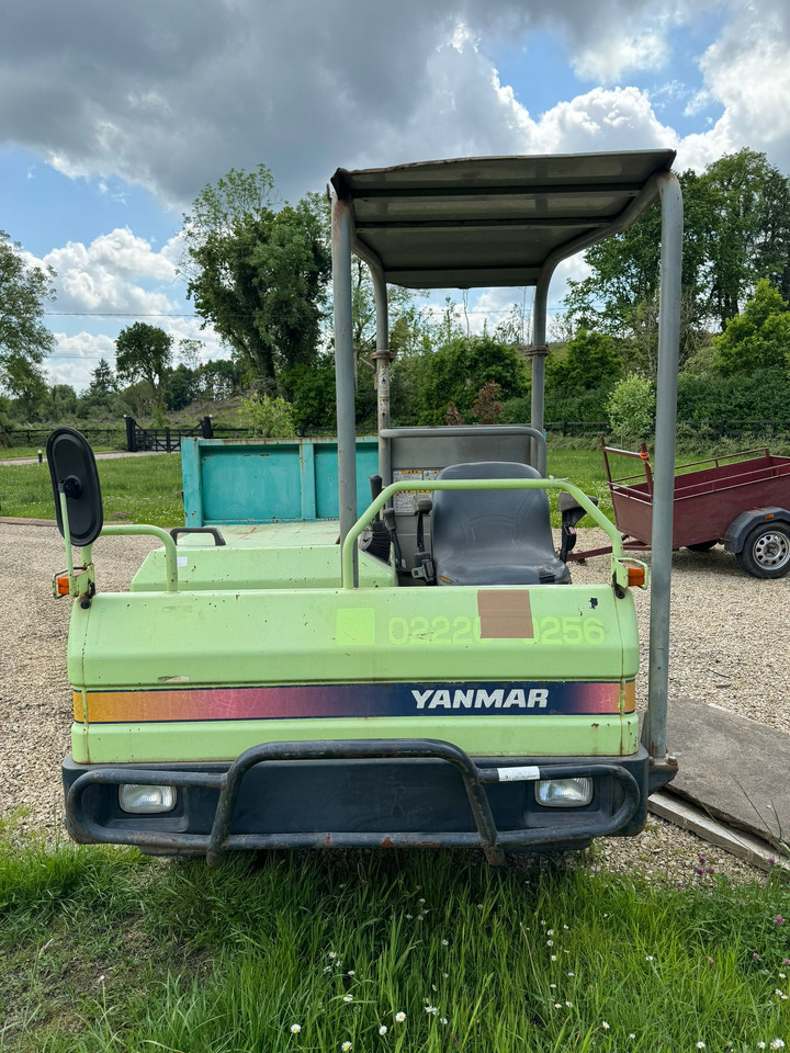 Yanmar C30R-2B - Гусеничный самосвал: фото 3 Yanmar C30R-2B - Гусеничный самосвал: фото 3