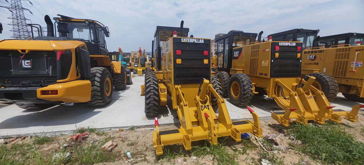 CATERPILLAR 140M - Грейдер: фото 2 CATERPILLAR 140M - Грейдер: фото 2