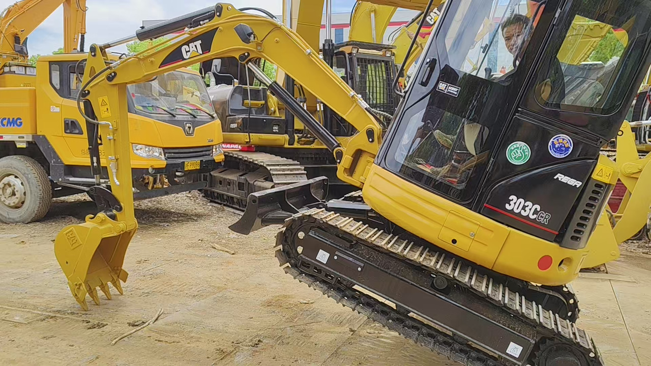 CATERPILLAR 303CR - Мини-экскаватор: фото 2 CATERPILLAR 303CR - Мини-экскаватор: фото 2