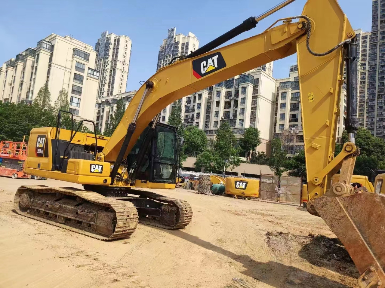 CATERPILLAR 320GC - Гусеничный экскаватор: фото 4 CATERPILLAR 320GC - Гусеничный экскаватор: фото 4