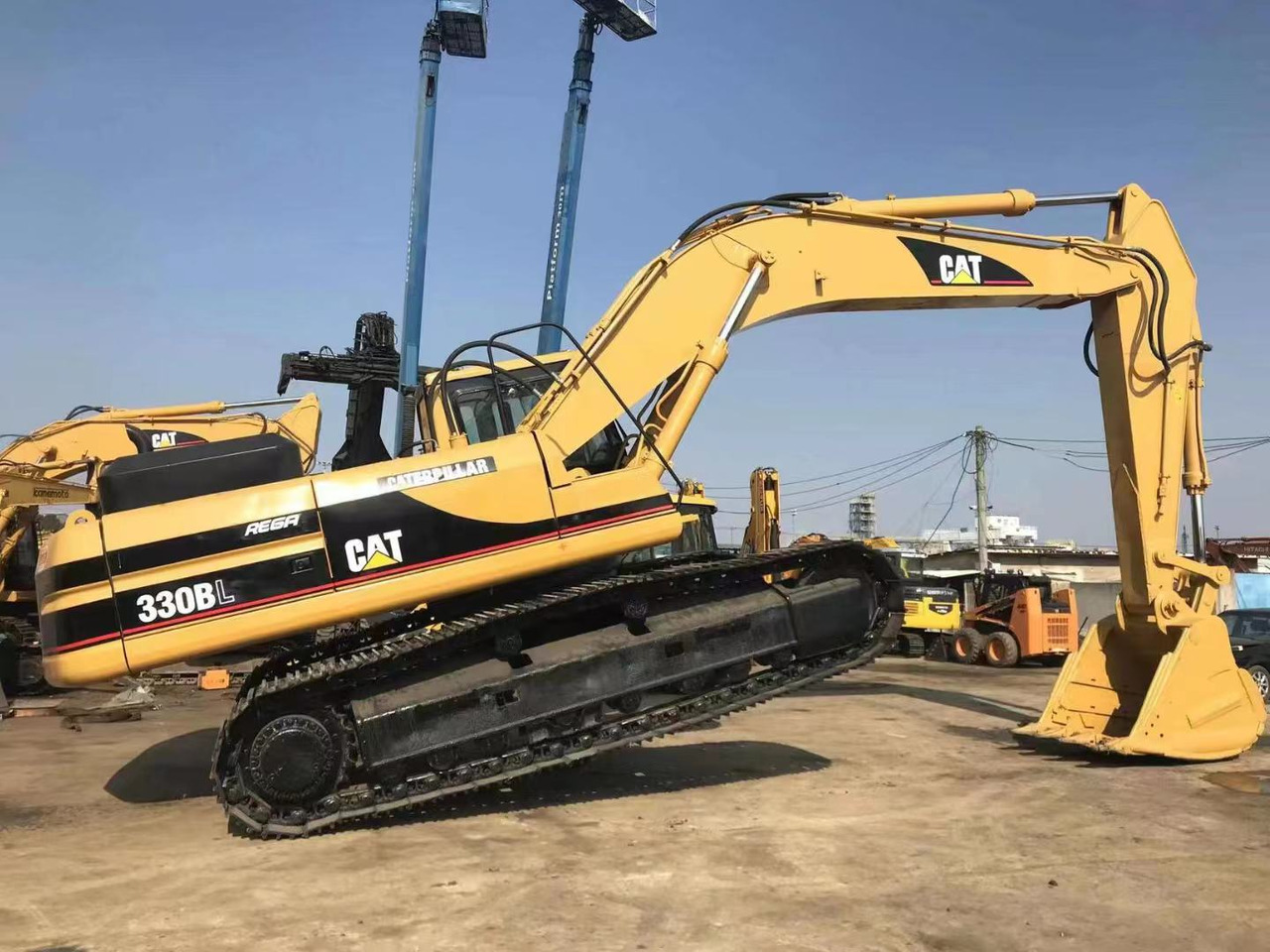 CATERPILLAR 330BL - Гусеничный экскаватор: фото 2 CATERPILLAR 330BL - Гусеничный экскаватор: фото 2