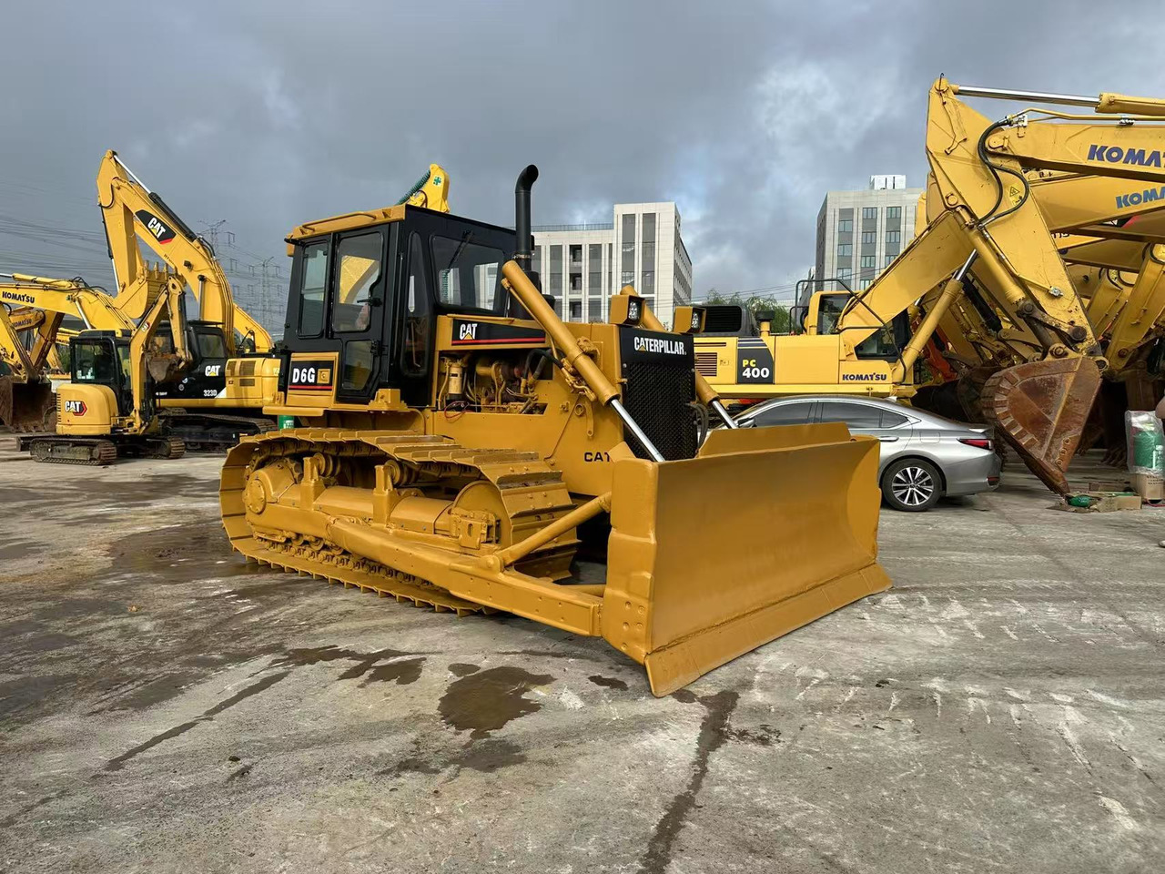 CATERPILLAR D6G - Бульдозер: фото 2 CATERPILLAR D6G - Бульдозер: фото 2