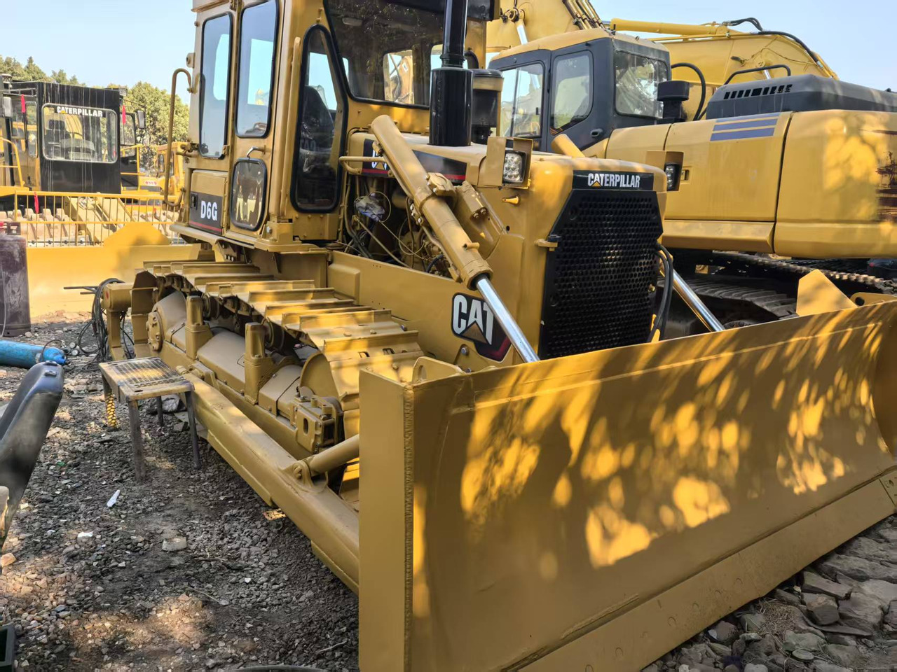 CATERPILLAR D6G - Бульдозер: фото 3 CATERPILLAR D6G - Бульдозер: фото 3